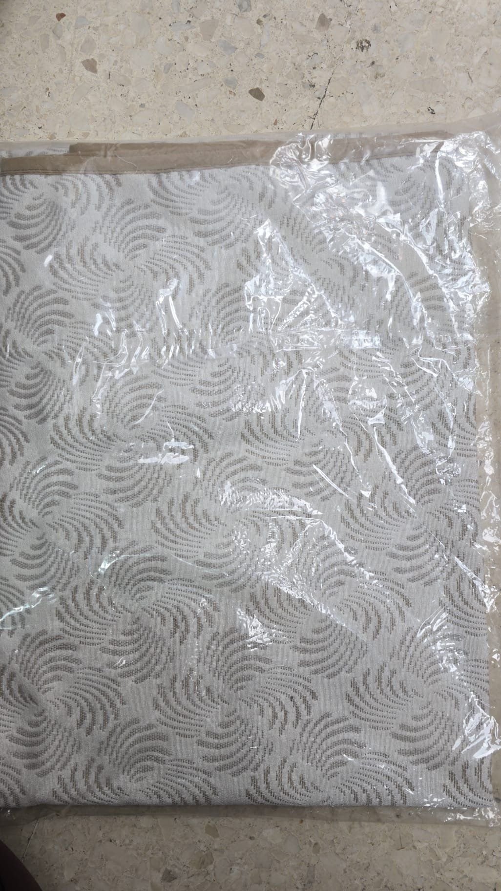 Tapete Modelo Viento BEIGE - Imagen 3